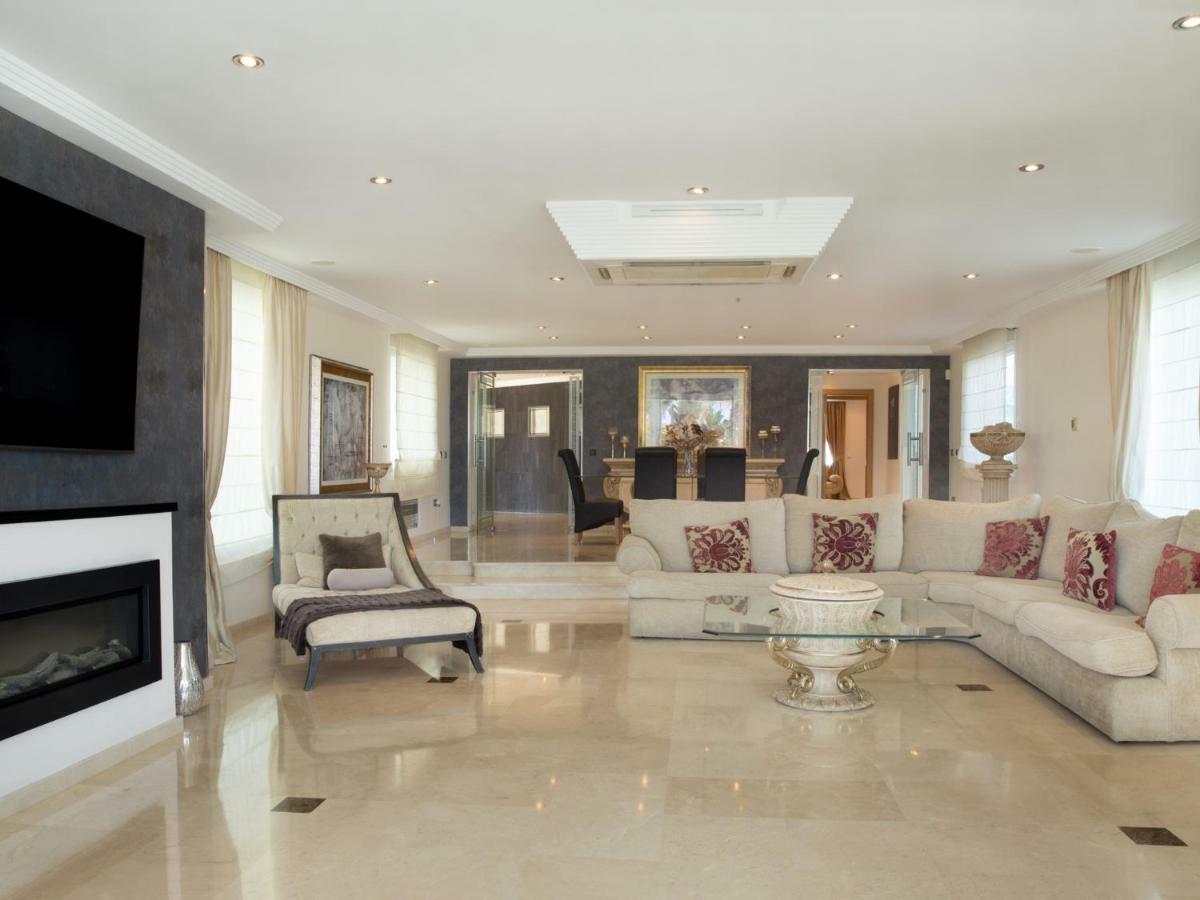 Villa Issabella Marbella Exterior photo
